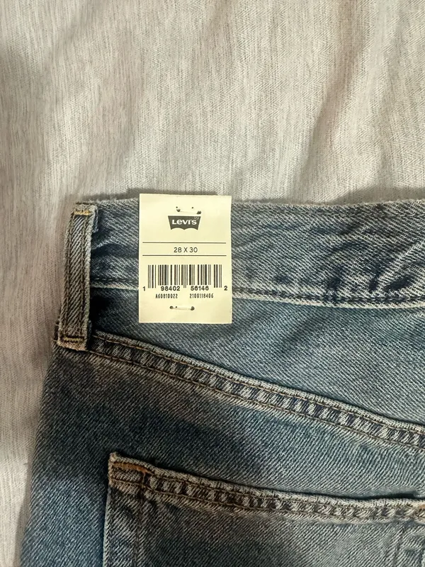 BRAND NEW ribcage Levis  - Image 3