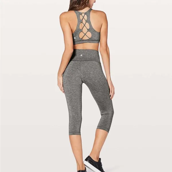 Lululemon Tied To It Sports Bra in Heathered Black Size 4 - Image 3