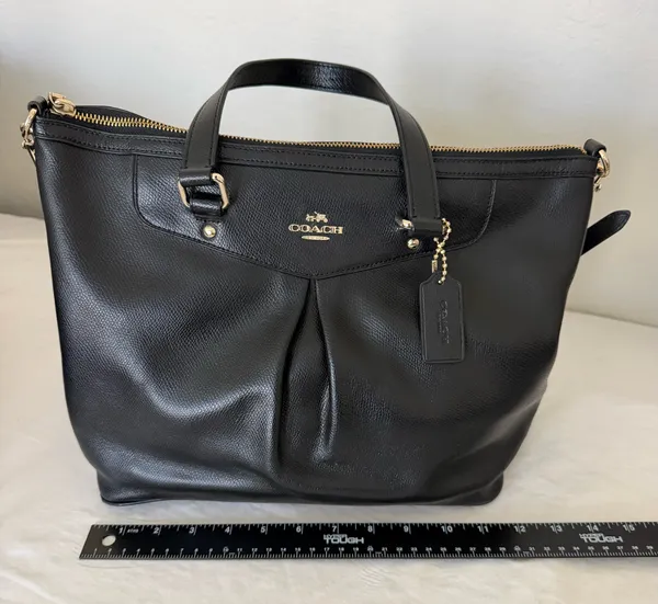 Woman’s coach bag - Image 3