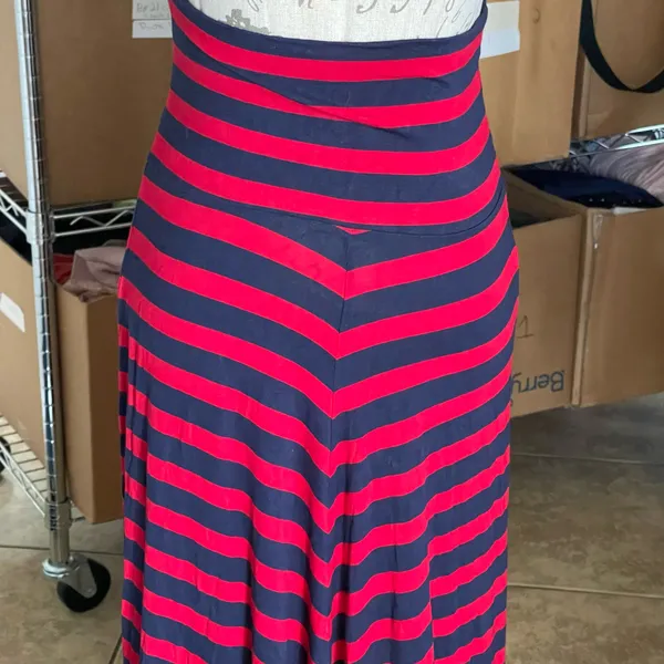 Forever 21 Skirt Maxi Small  - Image 5