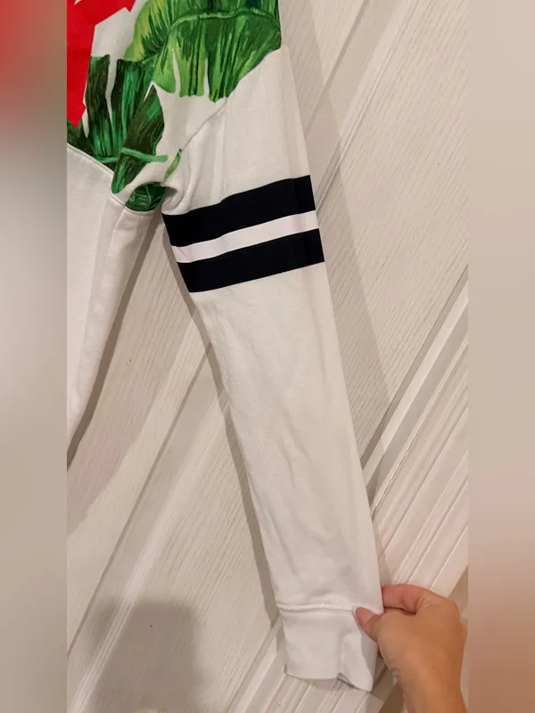 Victoria's Secret PINK White Pullover with Green and Red Accents - Image 5