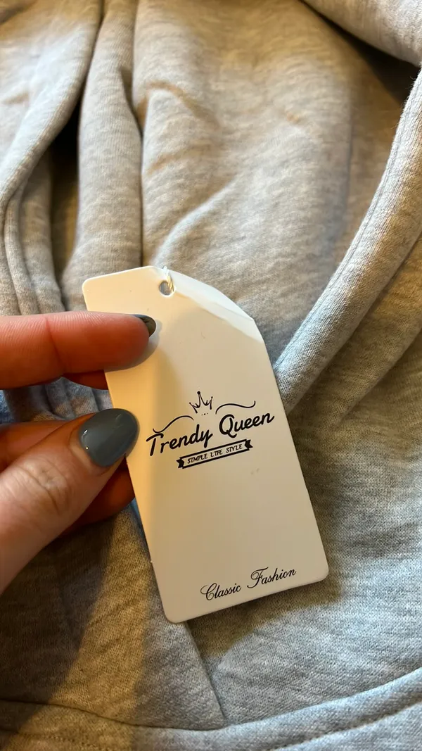 Amazon Trendy Queen Hoodie - Image 2