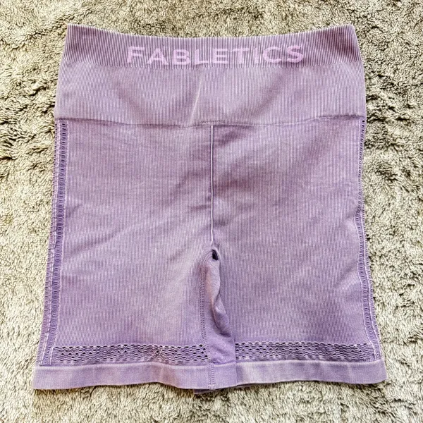 Fabletics Sync Seamless High Waisted Shorts Women's Small Purple - Image 7