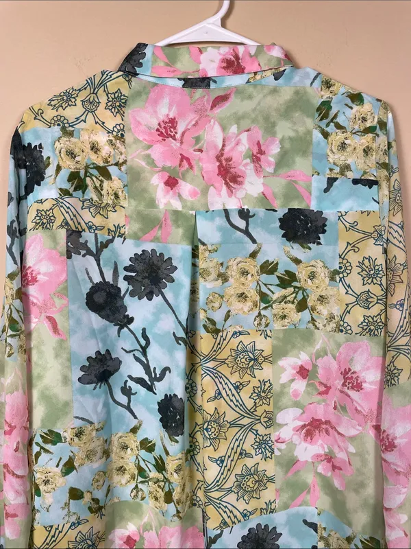 NWT Rose & Olive Women’s Floral Print Patchwork Silky LS Button-Up Blouse - Image 6
