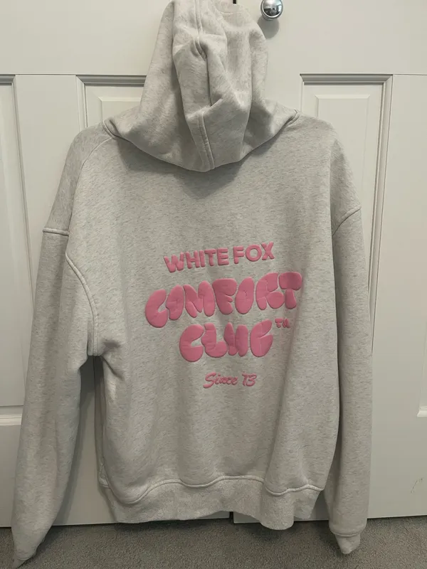 White fox hoodie - Image 2