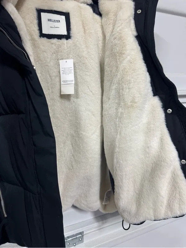 Hollister Women's Faux Fur-lined All-weather Puffer Jacket Black Large Warmest - Image 6