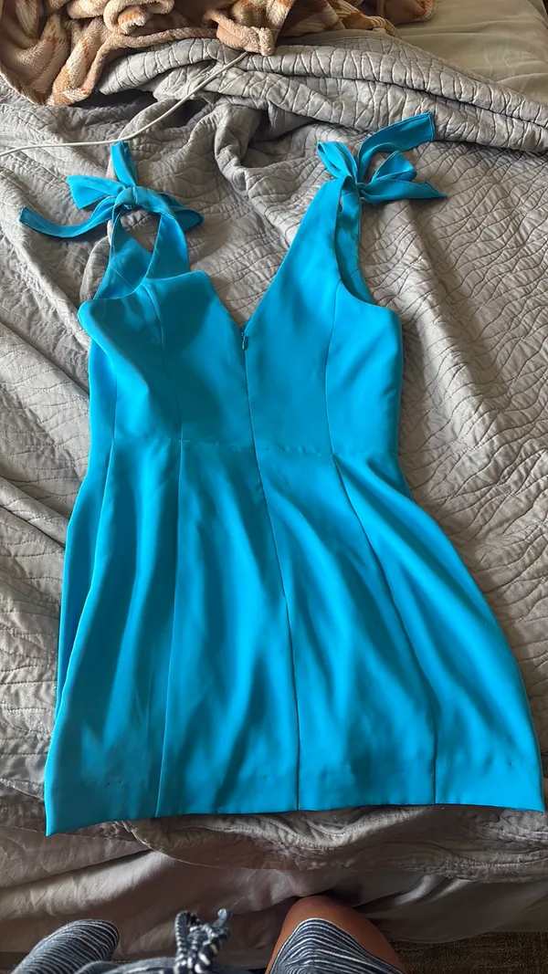 Amanda Uprichard Turquoise homecoming dress - Image 2