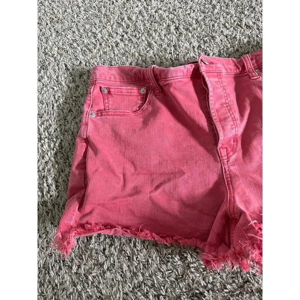 GAP Denim Women's Cutoff Shorts Red‎ Frayed Hem Mid Rise Size 32R - Image 2
