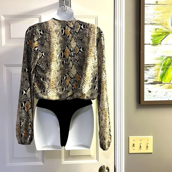 Windsor Silky and Soft Black Snakeskin Body Suit with Plunging Neckline- Small - Image 5