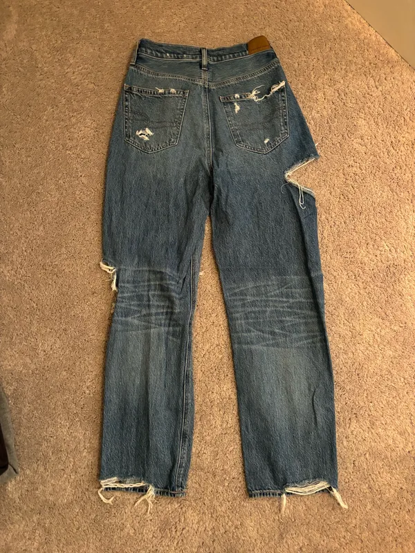 American Eagle Jeans - Image 2