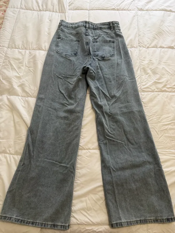 Shein Baggy Ripped Jeans - Image 2