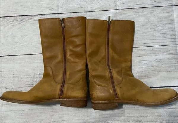 Bass Distressed Boots Size 11 - Image 9