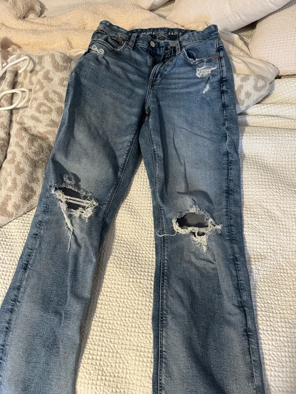 American Eagle Jeans - Image 2