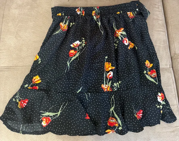 LDLA Black Skirt Size L - Image 2