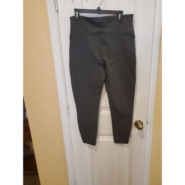 NWT Spanx stretch fit cropped leggings size XL - Image 10