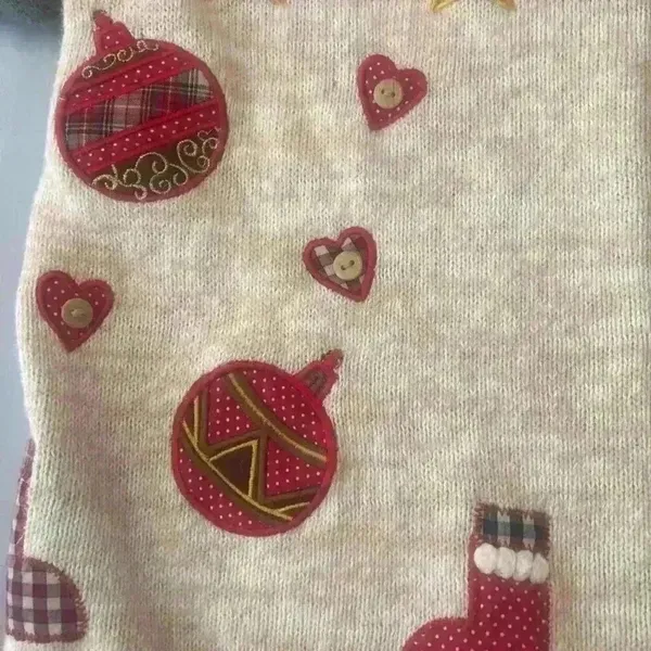 Vintage Christmas Embroidered Sweater Patchwork Medium Ugly Christmas Sweat - Image 6