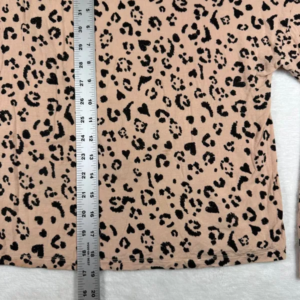 Victoria's Secret Heavenly by Womens Leopard Heart Print Pajama Top Tan Large‎ - Image 5