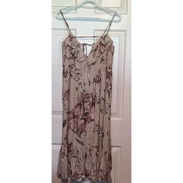 Chaser Maternity‎ Ruffled Beige Floral Maxi Dress Size M 44" Long x 15" PTP - Image 2