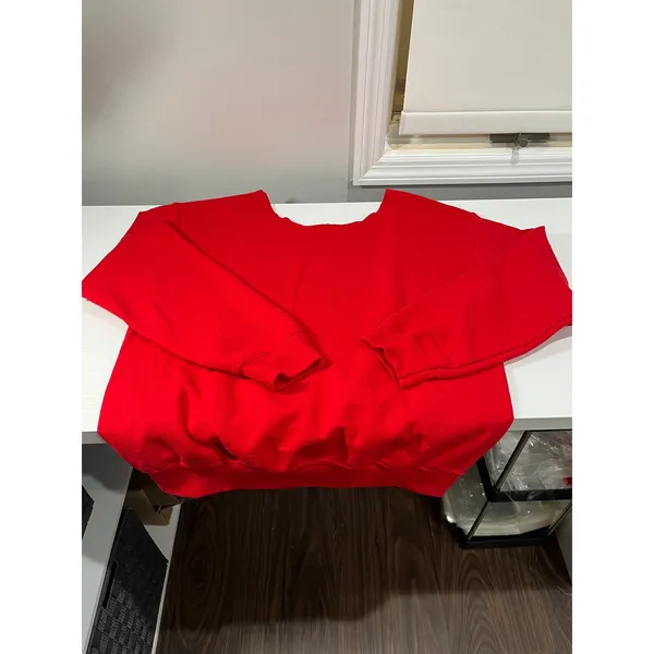Red Tampa‎ Bestie Graphic Sweatshirt Distressed Neckline - Image 3