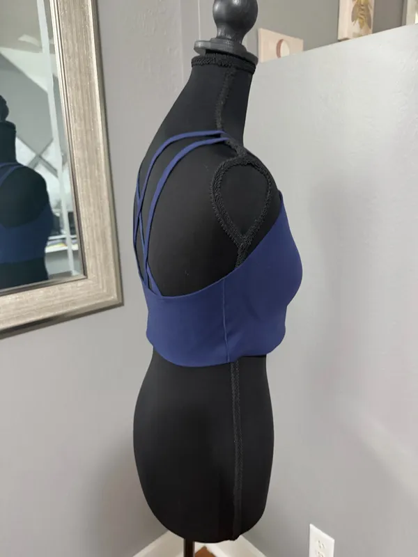 OFFLINE Aerie Real Me Hold Up Strappy Athletic Performance Sports Bra Navy M DD - Image 8