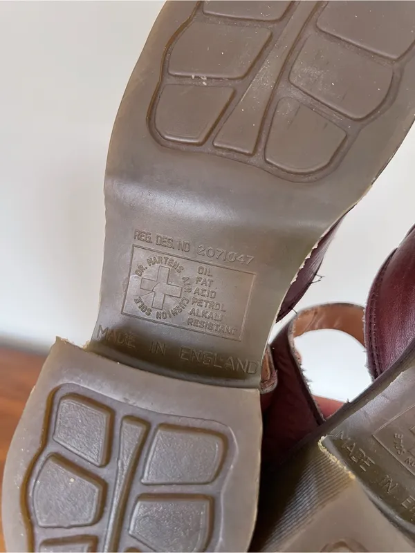 Dr Martens • vintage ankle strap mary janes 8599 brown leather chunky heel MIE - Image 10