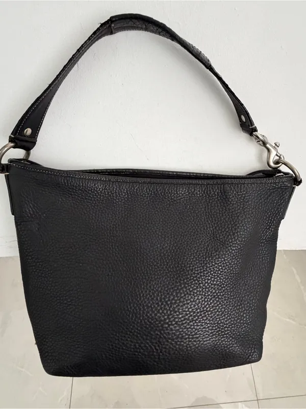 Vintage Coach F13094 Hobo Black Leather Shoulder/Hand Bag Retail $349 - Image 4