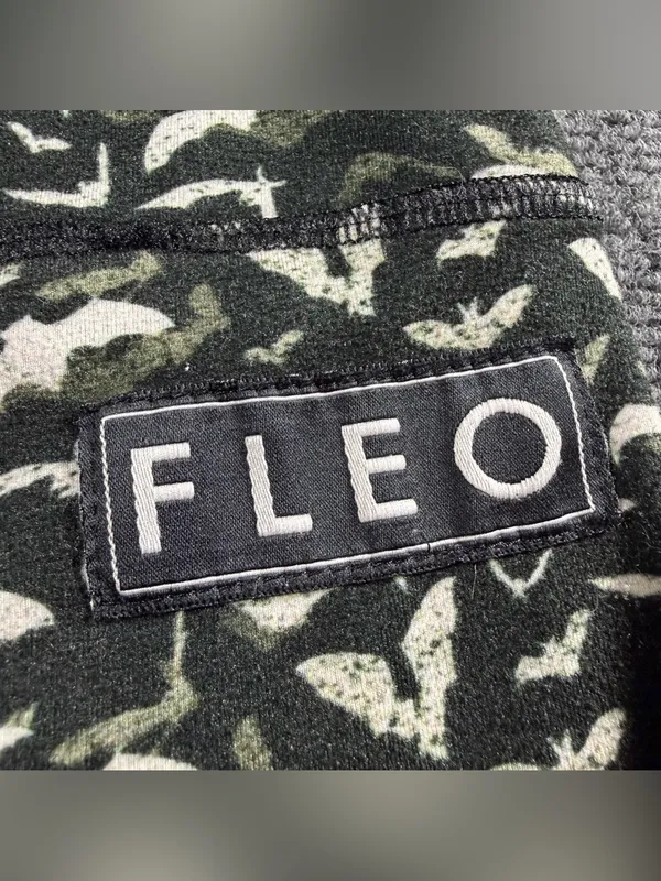 FLEO Halloween Bats Black & White Shorts Women's Size S Workout Gym Athleisure - Image 2