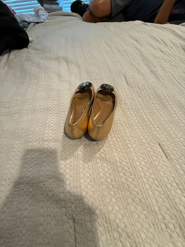 Tory Burch Gold Metallic Leather Tortoise Shell Logo Wedge Pumps - Image 2