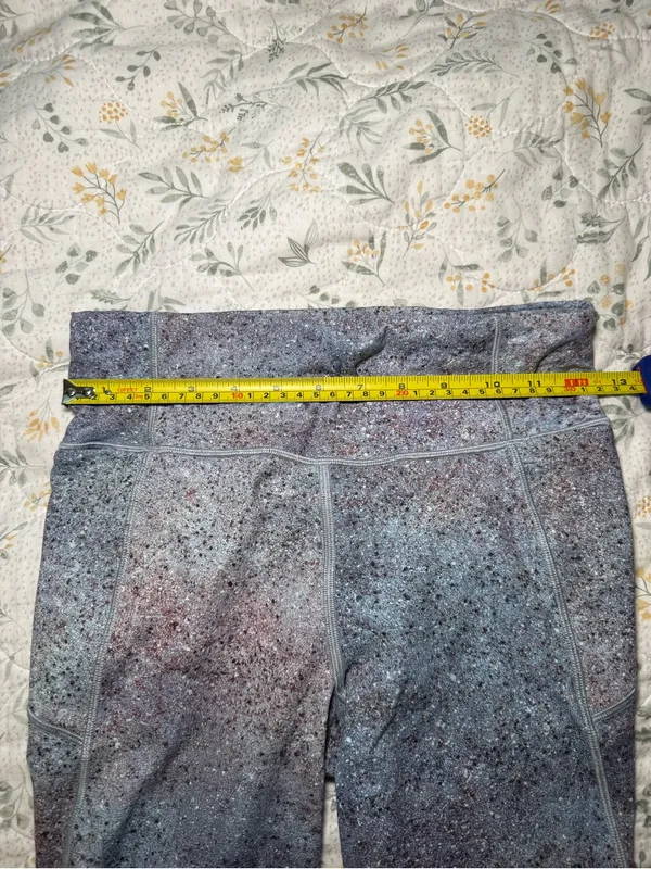 Lululemon Speckled Grey-Blue Performance Leggings - Image 6