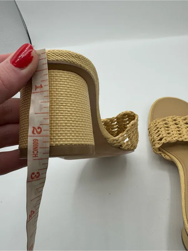 Marc fisher Jazmine Dress Slide Sandal in natural raffia size 8.5 coastal resort - Image 5