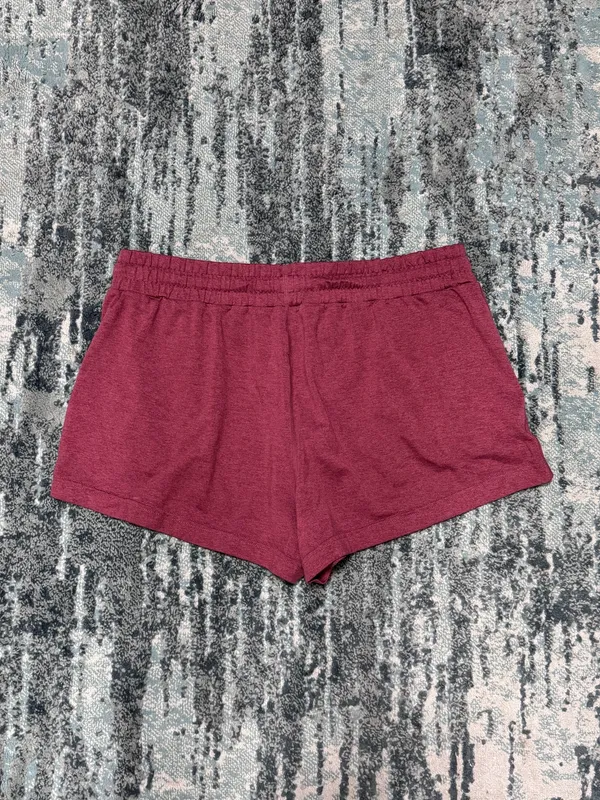 Vuori Halo Performance Shorts Large Currant Heather - Image 2