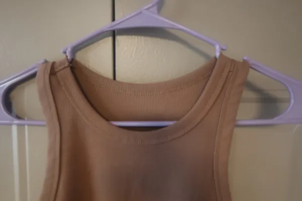 Shein ribbed crop cropped top crew neck tank top in latte brown size small. - Image 2