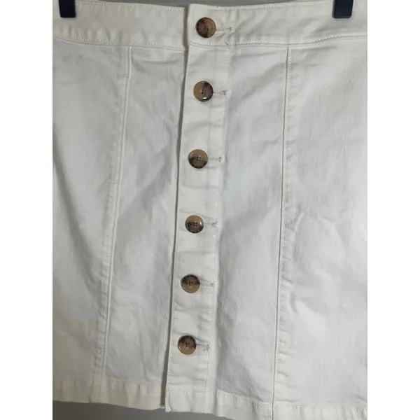 LOFT White Button Front Denim Mini Skirt Size 2 Cotton Stretch A-Line Casual - Image 5