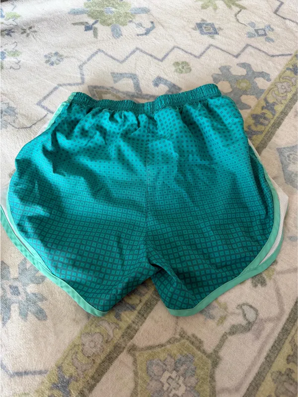 Women’s Nike shorts - Image 2