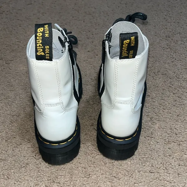 Dr. Martens Jadon Platform Boot 8-Eye Polished Smooth Leather White‎ 6 - Image 3