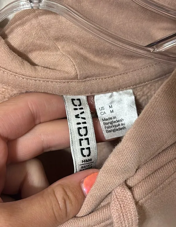 Divided H&M Sweatshirt - Image 3