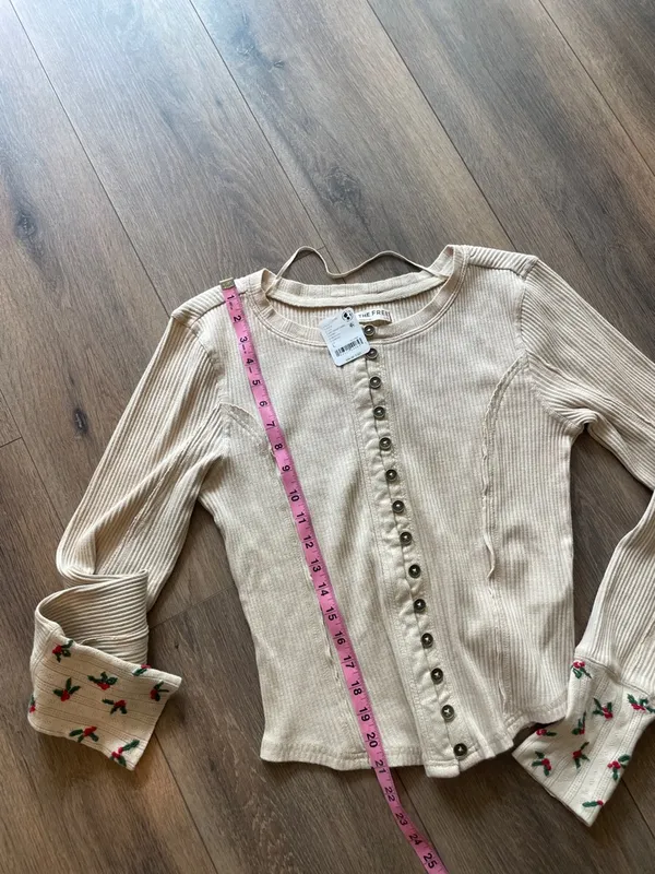Free People Daria Cuff Cardi- Size Large - Image 7
