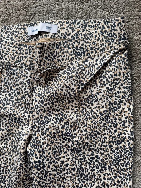 Old Navy Dress Pants Leggings - Image 2