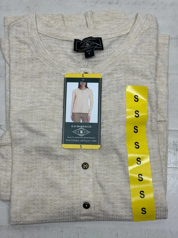 G.H. Bass & Co. Ladies' Size small Long-Sleeve Henley Top - Image 2