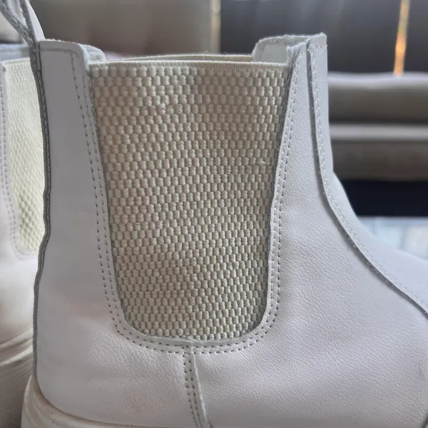 SheIn White Boots - Image 5