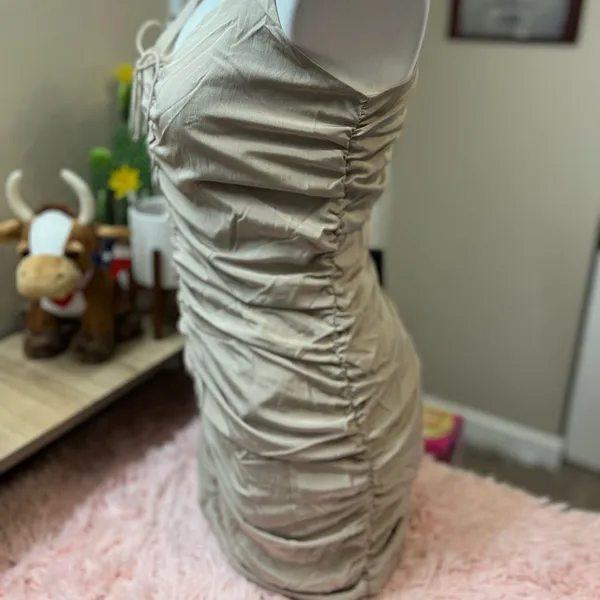 Nude dress Tan - Image 4