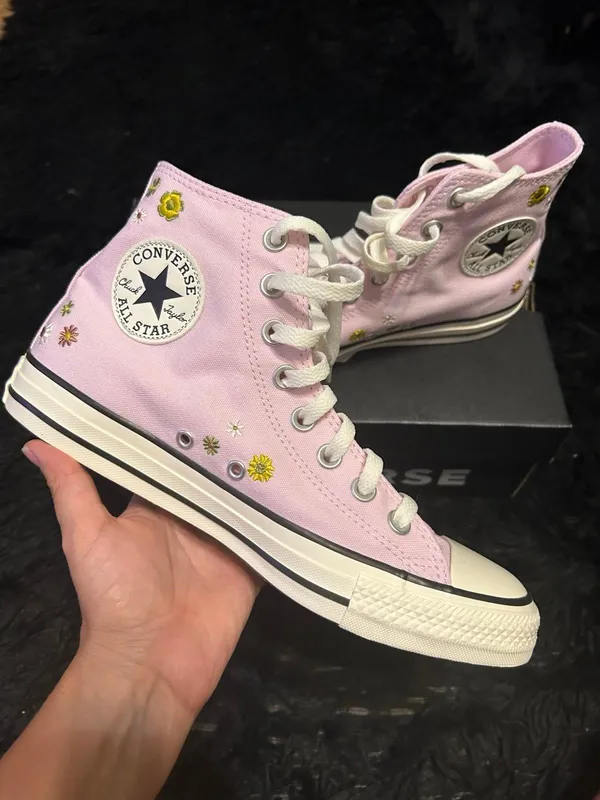 CONVERSE Ctas Hi top pink floral embroidered lace up shoes sneakers sz 8.5 new - Image 3