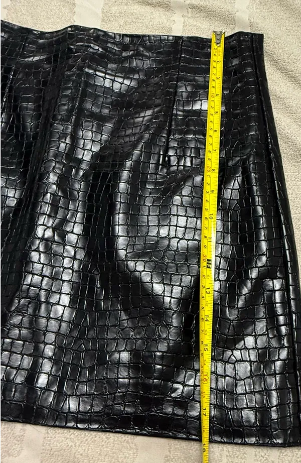 Zara Black Croc Mini Skirt - Size L - Like New - Image 6