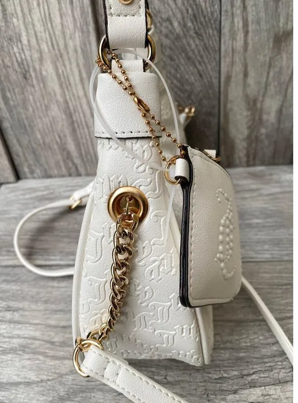 Juicy Couture | White Shoulder Bag with Coin Pouch & Chain Detail - Image 3