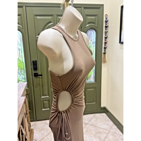 Beautiful Coffee-Colored Maxi Dress – Size S - Image 4