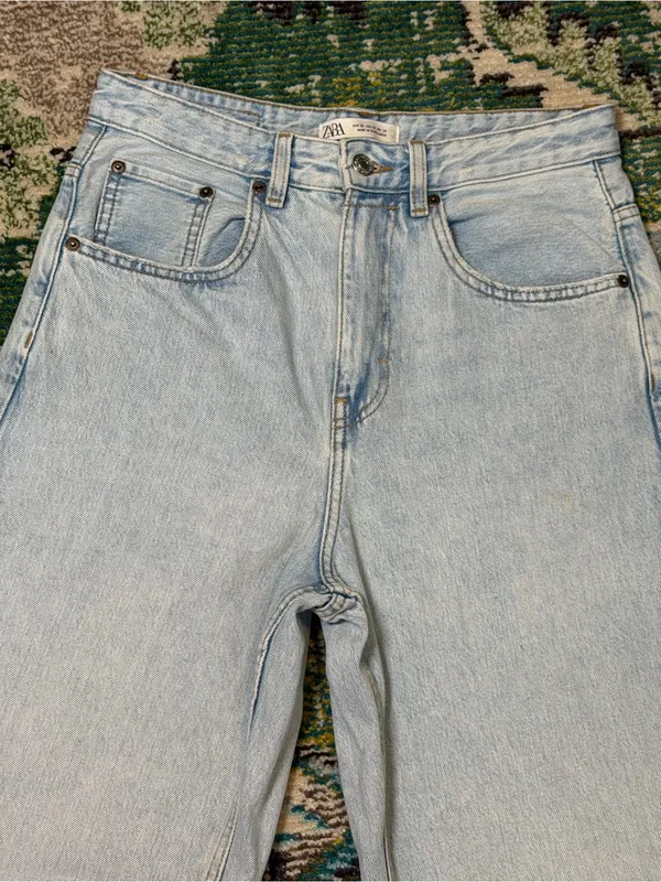 Zara High Rise Wide Leg Jeans Light Wash 100% Cotton Size 29 - Image 3