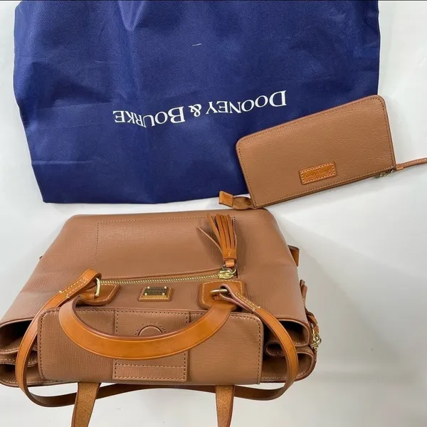 Dooney & Bourke Morgan Saddle Tan Shoulder Bag with Dust Bag and Coin Purse‎ - Image 5