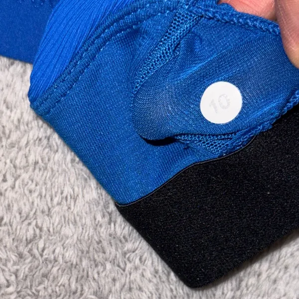 LULULEMON core kicker tank size 10 - Image 7