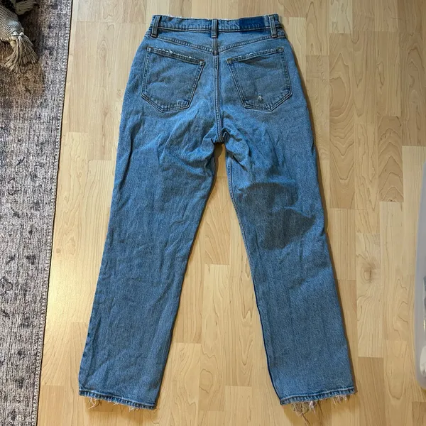 Abercrombie & Fitch The 90s Straight Ultra High Rise Distressed Medium Wash - Image 3