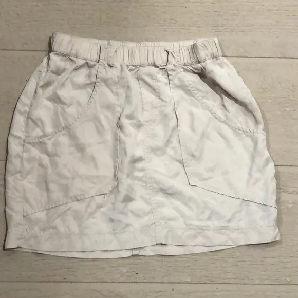 Nectar beige short skirt - Image 2